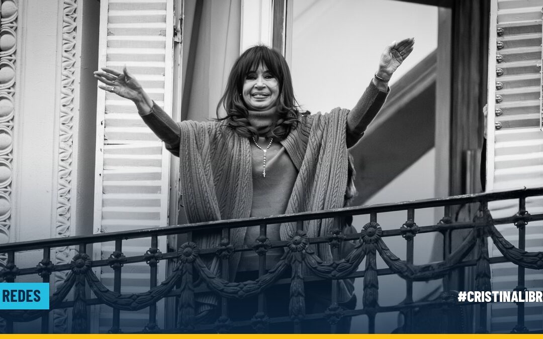 Nos bajaron la página de Facebook. Seguinos en Somos Cristina Libre